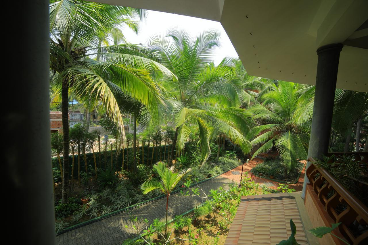 Wild Palms en Sea Hotel Kazhakuttam Exterior foto